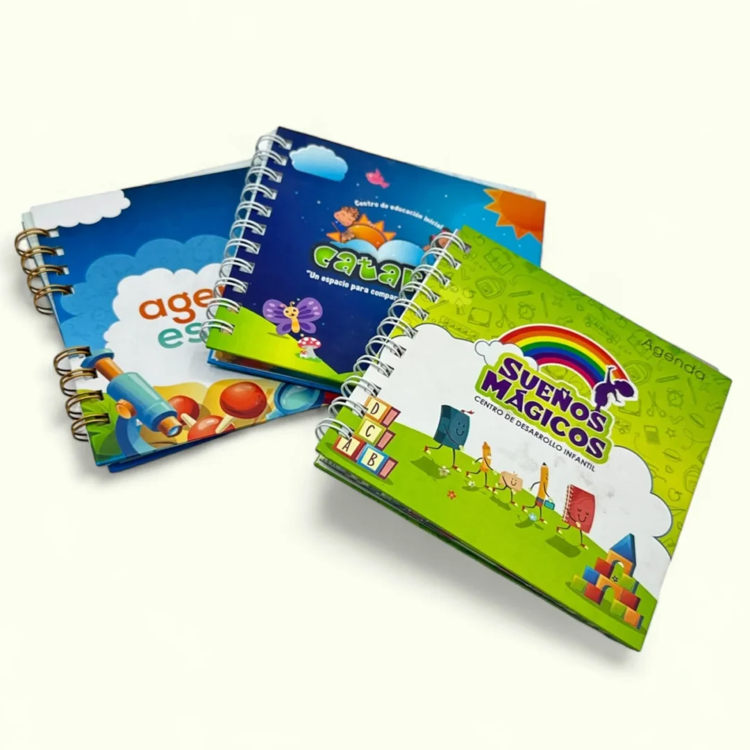 Agenda Cuadrada Pequeña 15cm x 15cm